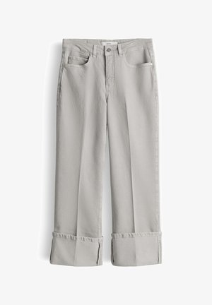 Hellgraue gerade geschnittene Hose mit umgeschlagenen Säumen, vorderen Taschen, Gürtelschlaufen und Knopfverschluss.