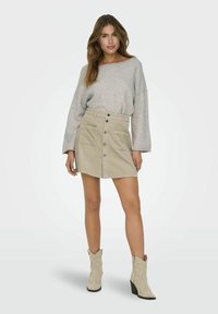 JDY JDYSHIRAZ SKIRT - Minijupe - simply taupe