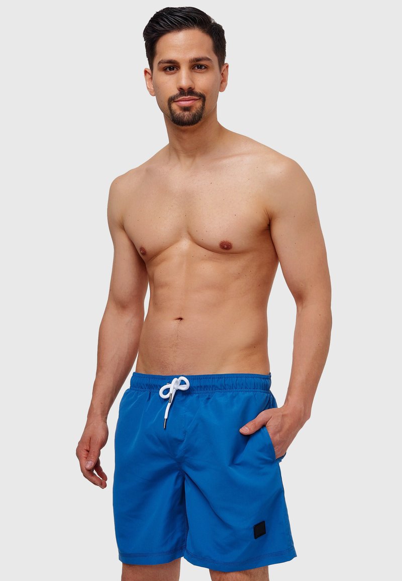 INDICODE JEANS FERGUSON - Swimming shorts - sapphire/metallic blue ...