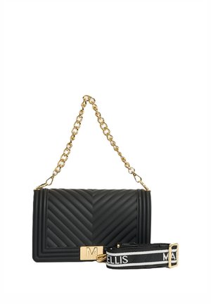 Borsa a tracolla nera trapuntata con manico a catena dorata e tracolla nera rimovibile con scritta bianca "Marc Ellis" e accessori dorati.