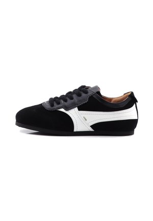 Sneaker low - black