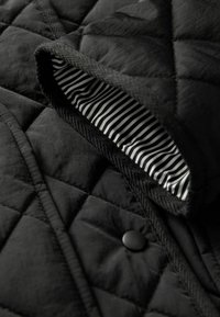 QUILTED - Talvejope - black