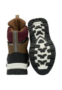 mikk-line Talvesaapad - rum raisin