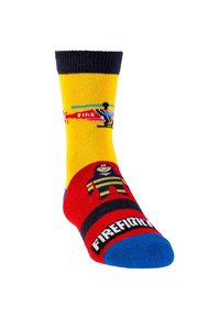 Socke mit gelbem Oberteil, blauem Bündchen und Spitze, roter Ferse, zeigt einen cartoonartigen Feuerwehrmann, ein rotes Feuerwehrauto und den Schriftzug „FEUERWEHRMANN“ am Fuß.