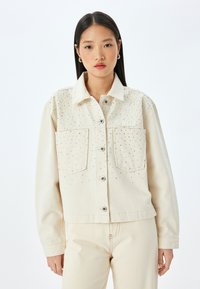 EMBELLISHED - Farkkutakki - off white