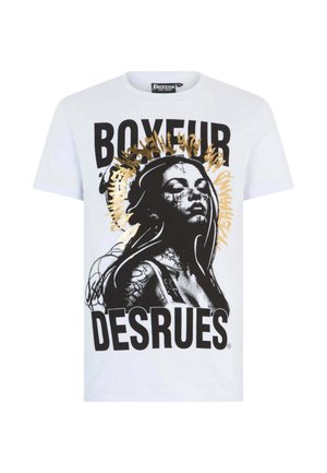 T-shirt bianco in cotone con un audace design grafico nero e oro che ritrae una donna con tatuaggi, e grande testo che recita "BOXEUR DES RUES."