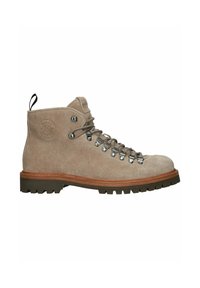 Botas de senderismo de ante beige con ojales de metal, suela marrón, bucle negro en el talón, logo en relieve en el tobillo y suela con relieve.