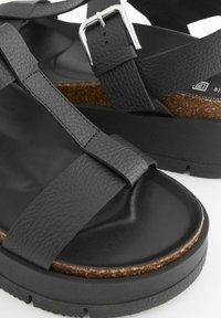 Next FOREVER COMFORT - Sandales à plateforme - black