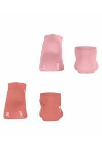 Roze enkelsokken met een ribbelmanchet, voorzien van bloemenpatronen in licht en donkerroze, met maat en merknnaam in witte letters gedrukt.