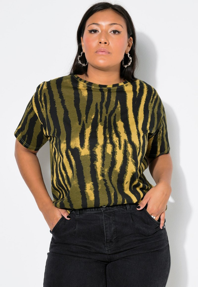 Studio Untold BATIK-STREIFEN - T-shirt print - dark olive