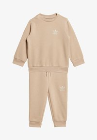 Selezionato, magic beige