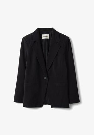 Blazer negro de un solo botón con solapas con muesca y bolsillos delanteros de ojal, etiqueta Stefanel, exhibido sobre fondo blanco.