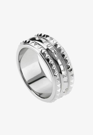 Silberring mit glattem Band, verziert mit erhabenen Pyramidenelementen, graviert mit "FURLA 1927" und einem kleinen klaren Edelstein.