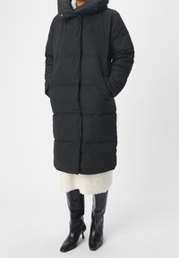 Object Dunfrakker - black