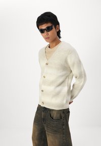 Only & Sons ONSMARCEL mleczny