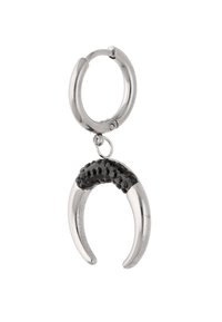 Ezüst karika fülbevaló levehető fekete, texturált díszítéssel, amely görbült szarvakra emlékeztet. Simogató és fényes, polírozott felülettel.