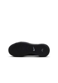 Zwarte rubberen zool van een Nike-schoen met een gestructureerd oppervlak, voorzien van een blauw logo en een zigzagprofielpatroon, dat grip en stabiliteit biedt.