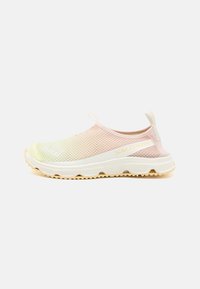 Salomon Sportstyle RX MOC 3.0 UNISEX - Mokasīni - cloud pink/white jade/aurora red