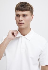 Solid SDIHAAB - Polotričko - off white