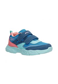 Blauwe atletiekschoenen met roze accenten, met een gestructureerd bovenwerk, dubbele klittenbandsluitingen en een stevige mintkleurige zool.