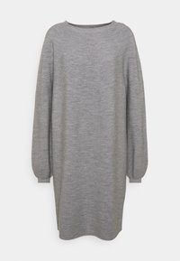 Robe grise à manches longues en tissu tricoté doux, avec une coupe décontractée, un col rond et des manches bouffantes avec des poignets ajustés.