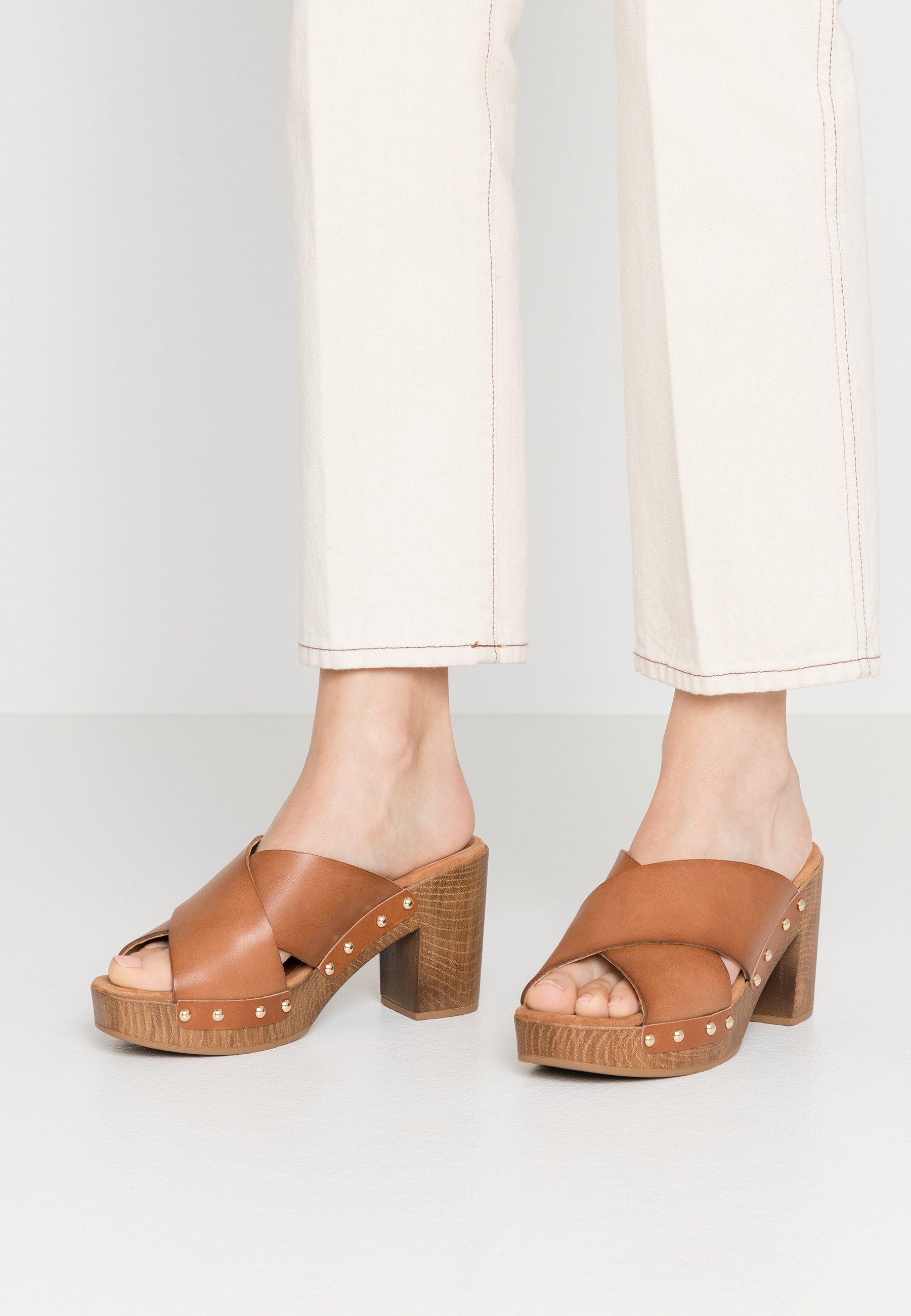 Unisa TAPIA Tresko bisquit Zalando.no Unisa TERRAT Tresko argan Zalando.no