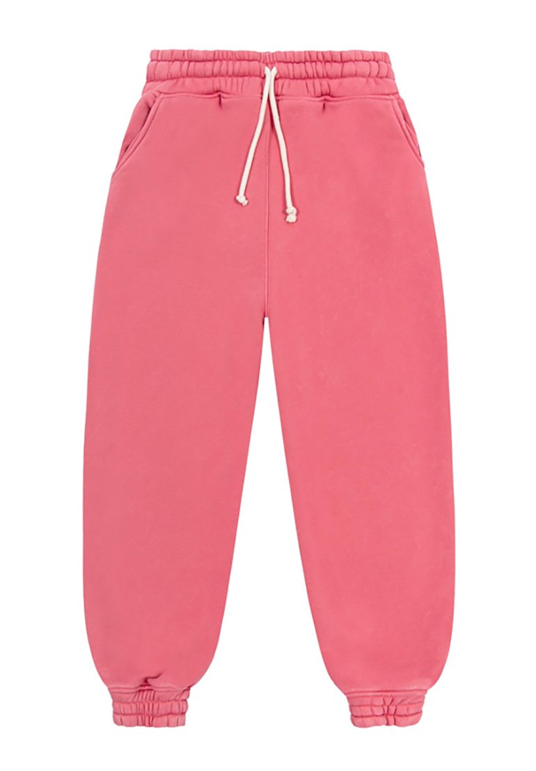 Różowe dresowe spodnie z elastycznym pasem, sznurkiem do regulacji, bocznymi kieszeniami i elastycznymi mankietami. Wykonane z miękkiego, wygodnego materiału.
