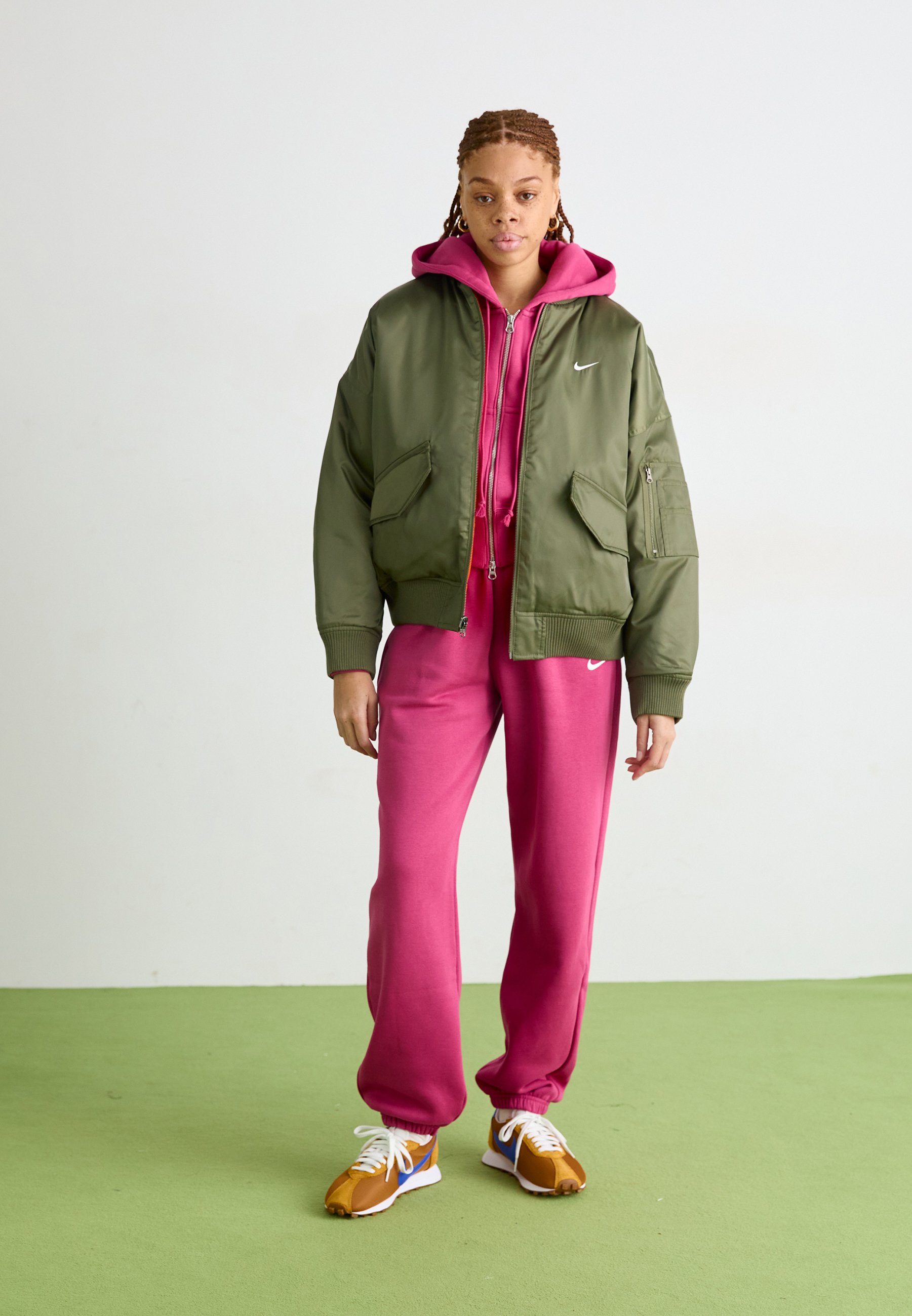 nike windbreaker orange and green