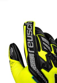 Guanti da portiere gialli e neri con grip testurizzato, protezione rinforzata per le dita e un design elegante ed ergonomico.