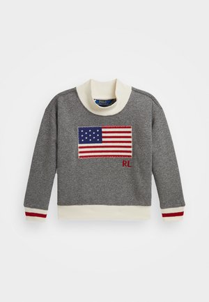 Hanorac gri cu guler crem. Prezintă un design brodat cu steagul american și un logo roșu "RL". Manșete ribbed roșii și crem.