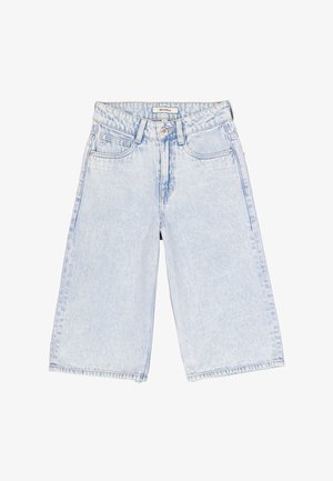 Culottes de mezclilla azul claro con cintura alta, piernas anchas y acabado descolorido. Cuenta con bolsillos delanteros y cierre de botones.