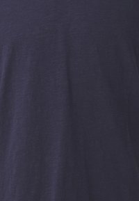 Selected Homme SLHMORGAN SS O-NECK TEE W NOOS - T-shirt básica - maritime blue