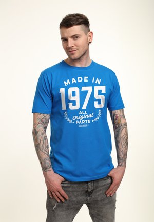 - T-shirt z nadrukiem