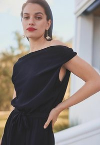 Next SLEEVELESS KNOT SHOULDER COLUMN TALL REGULAR FIT - Maxi šaty - navy blue