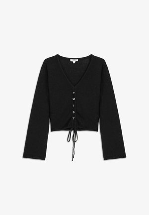 Czarny krótki sweter z długimi rękawami, dekoltem w serek, ściągaczem u dołu i dekoracyjnymi guzikami układającymi się w napis "TWIST" z przodu. Miękka faktura.