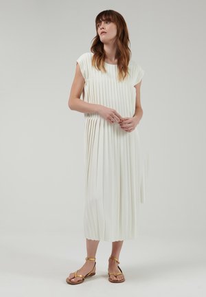 Leem FRONT - Robe de jour - white
