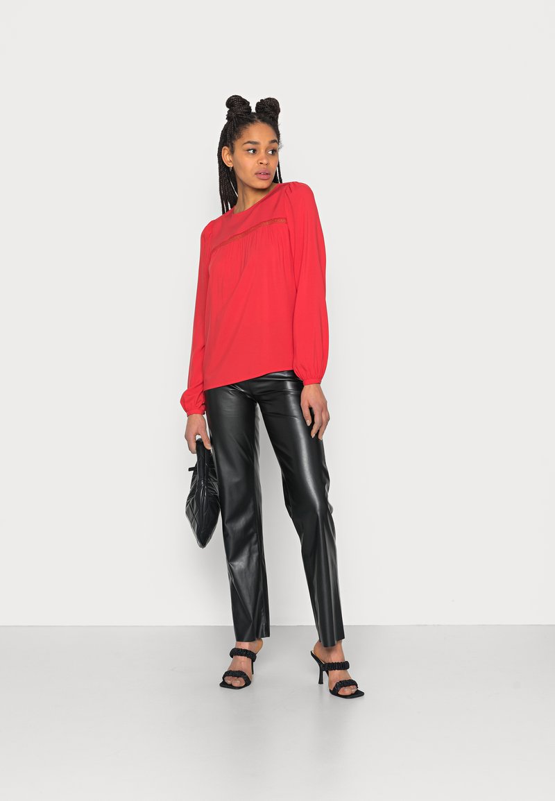 Damen T-Shirts | Vila VIAYA Langarmshirt mars red/rot - LF85728 Damen T-Shirts | Vila VIAYA Langarmshirt mars red/rot - LF85728