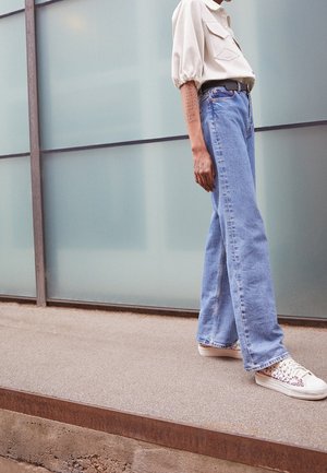 adidas Originals Sneakers alte - off-white