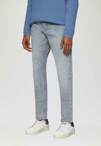 QS - Jeansy Zwężane