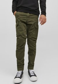 Jack & Jones Junior STACE TUCKER AMA - Kapsáče - olive night