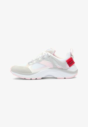 White and pink athletic shoe with mesh and suede material, featuring a grey accent, branded heel tab, and textured outsole.