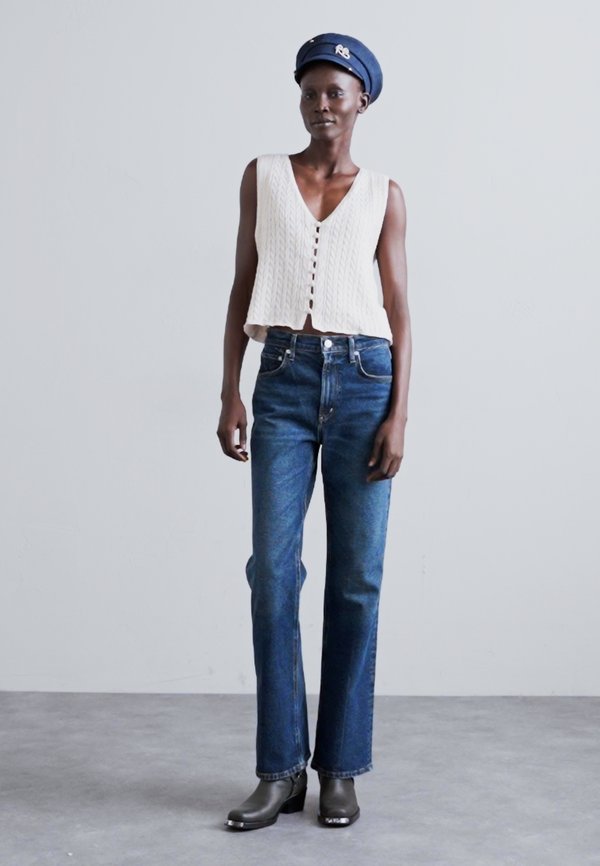 PIERCED LOGO PLAQUE BAKER BOY  - Cap3