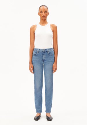 ARMEDANGELS, CARENAA - Straight leg jeans - capri