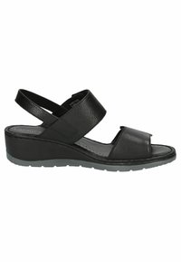 Mustad mustad sandaalid tekstuuri nahast ülemise osaga, millel on kaks laia rihma ja pehme sisetald, paigutatud vastupidavale mustale platvormi tallale.