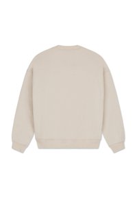 Sudadera de cuello redondo beige con un ajuste relajado, puños y dobladillo de punto acanalado, y textura suave. La parte de atrás es lisa, sin logotipos ni patrones.