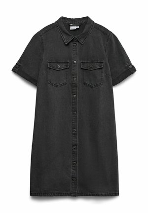 Krátké černé denimové šaty-košile s krátkými rukávy, zapínáním na knoflíky vpředu, límečkem, dvěma klopovými kapsami na prsou a pásky na rukávech s knoflíky.