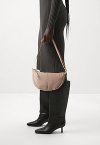 Vero Moda VMLIA CROSS OVER - Keresztpántos táska - moonlight