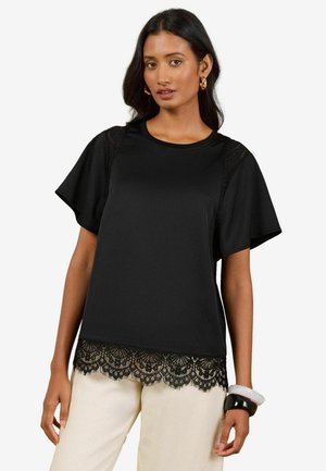 Love & Roses, BATWING LACE INSERT TOP - Blúzka - black