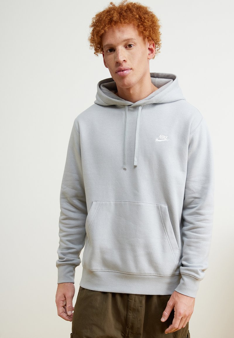 Nike Sportswear CLUB Sweater light smoke grey/white/grijs Zalando.nl