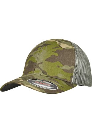 Kamuflasje baseballcap med en solid grønn-brun stofffront og en meshbakside. Har en rund, svart Flexfit-logo på fronten.